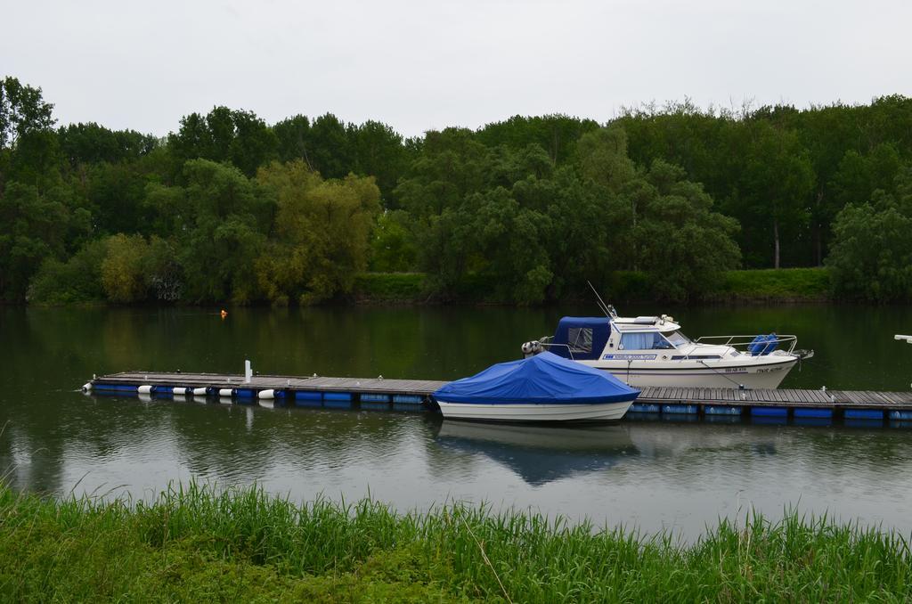 Zwei Raben Pension Mainz Luaran gambar