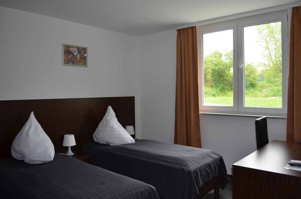 Zwei Raben Pension Mainz Luaran gambar