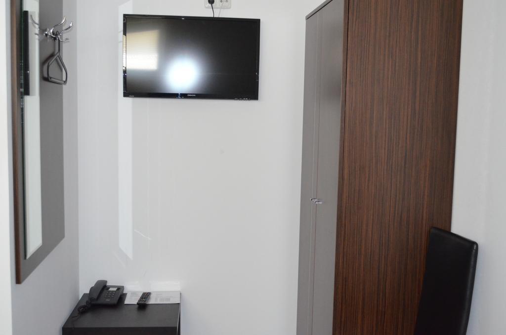 Zwei Raben Pension Mainz Luaran gambar